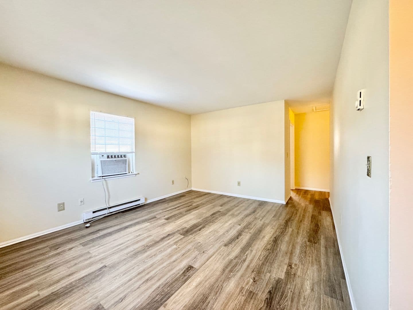 Greensboro House: 609 Tipperary Drive