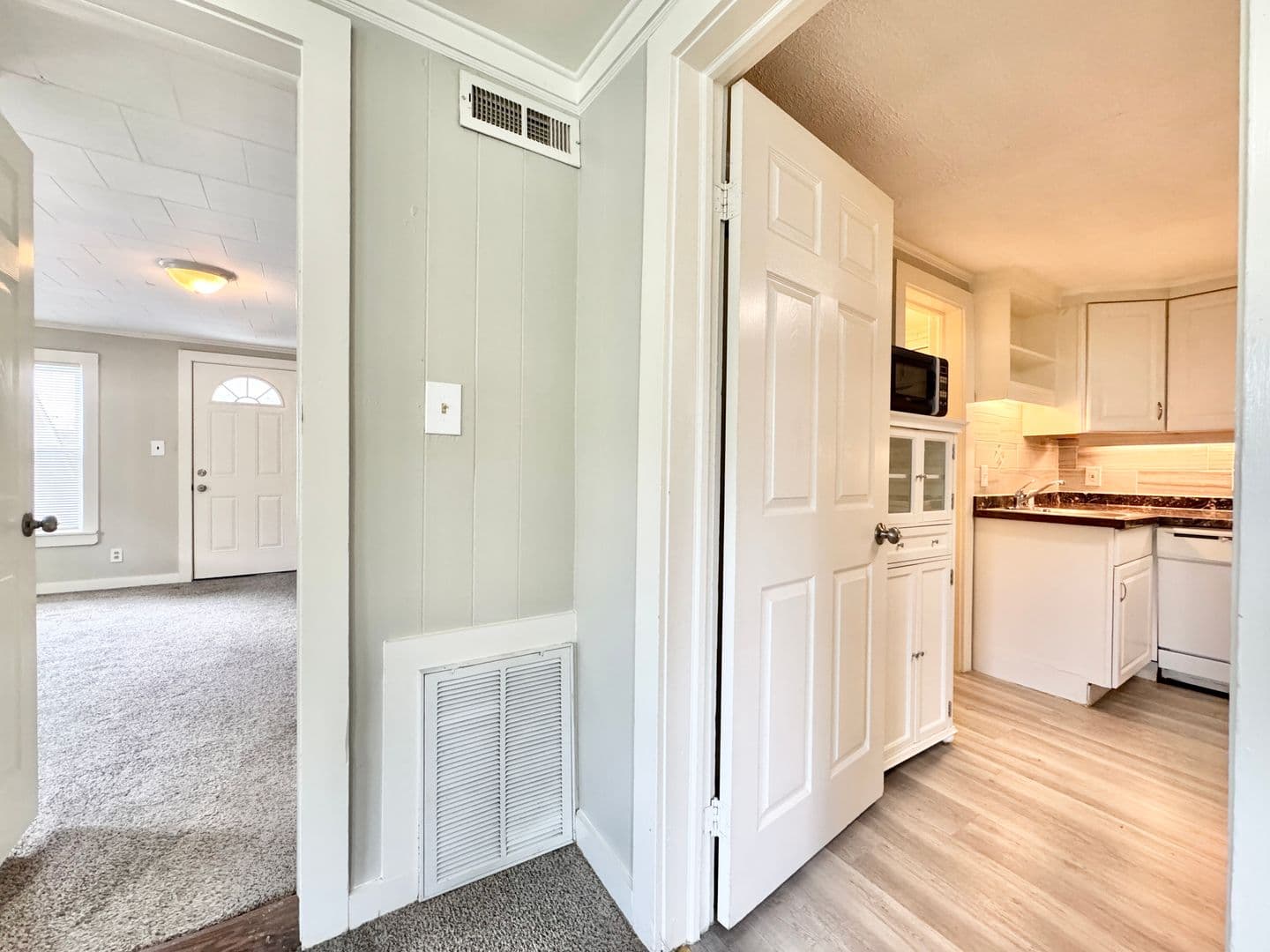 Greensboro House: 109 S Lyndon Street #7