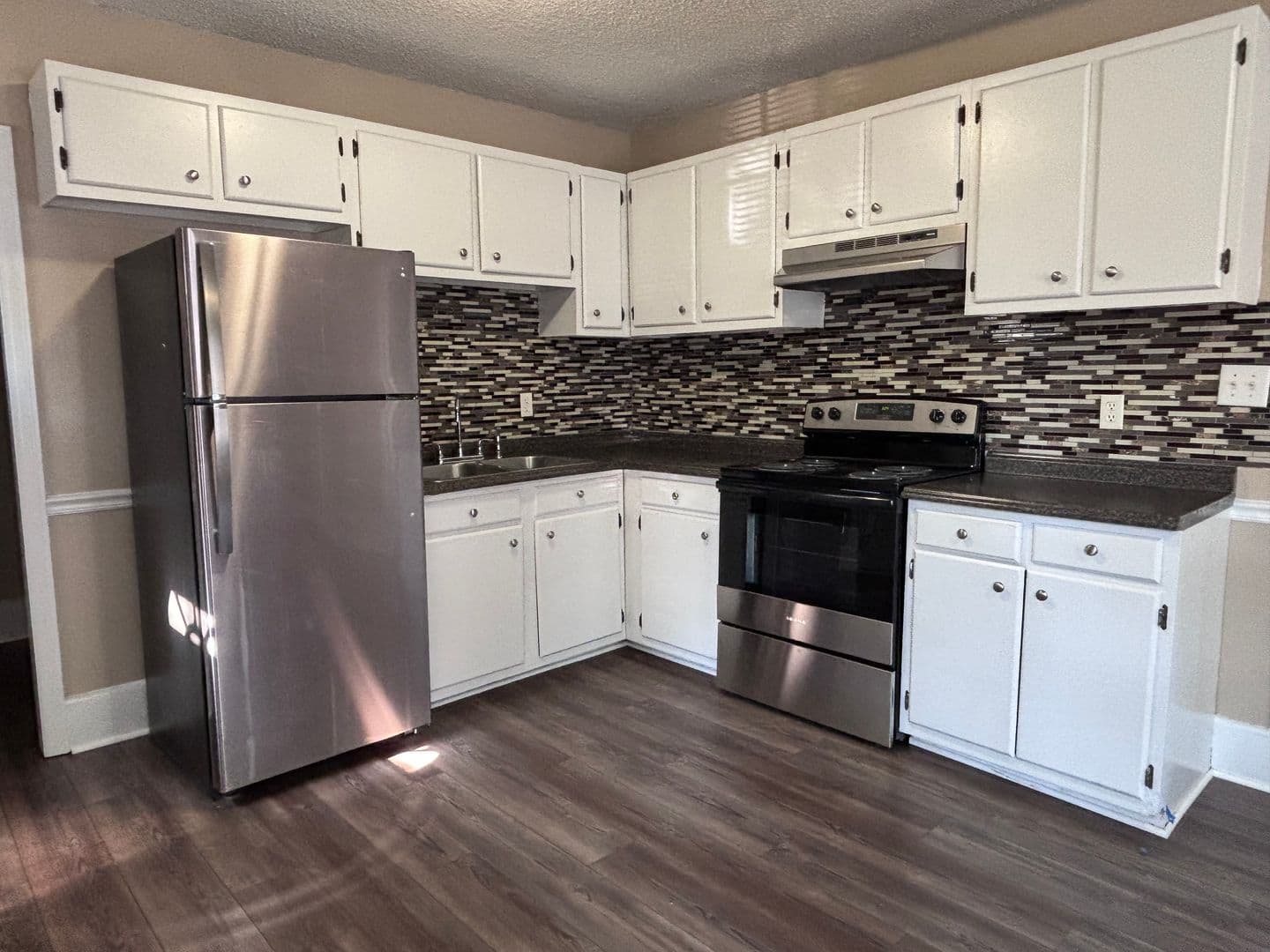 Greensboro House: 206 E Whittington Street