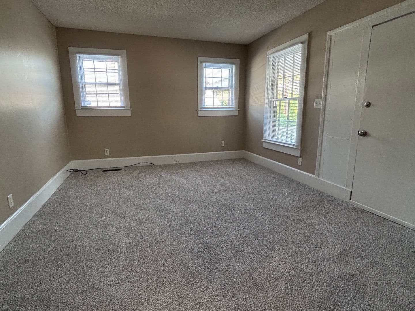 Greensboro House: 206 E Whittington Street