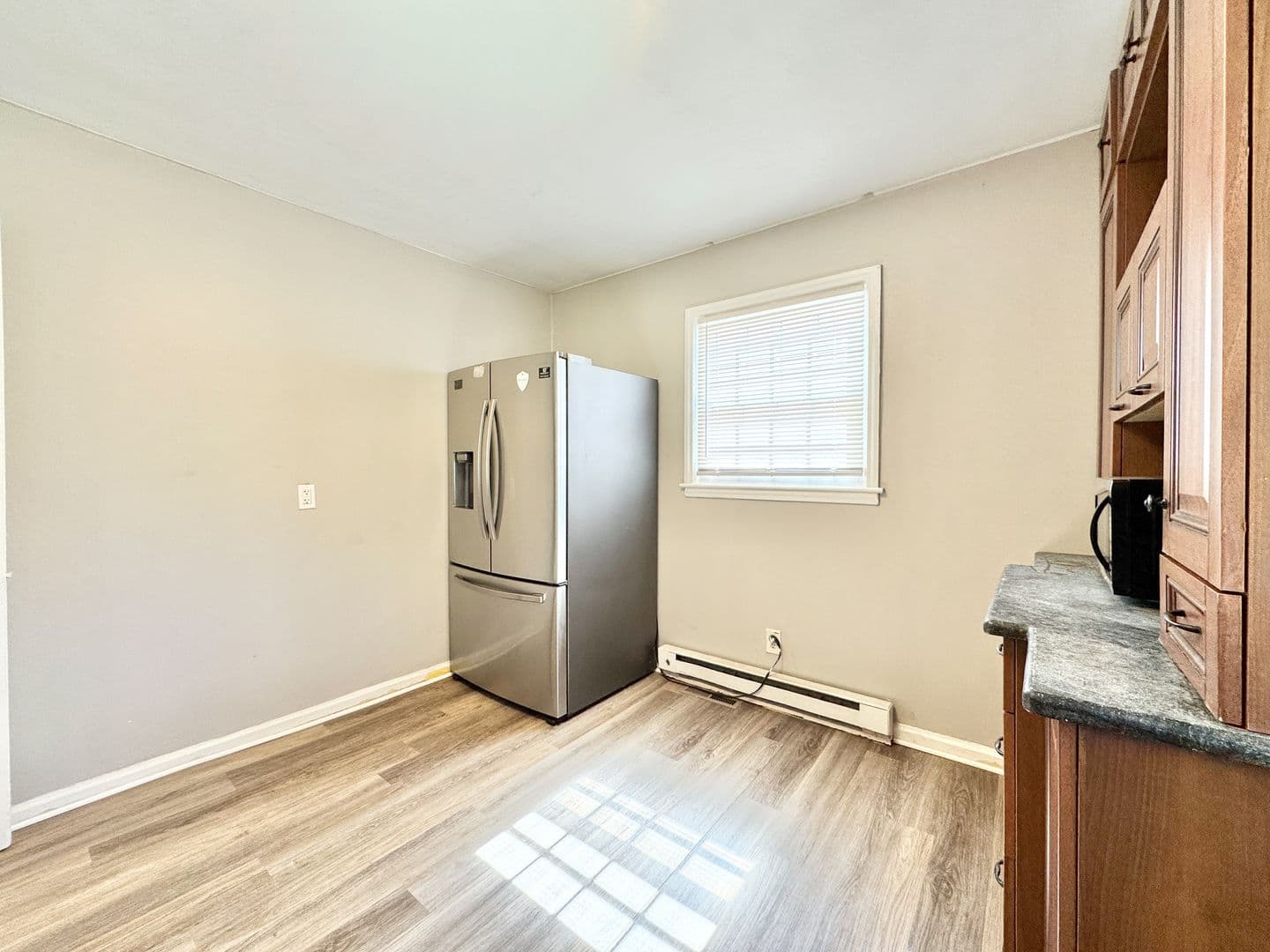 Greensboro Apartment: 1006 E Side Drive
