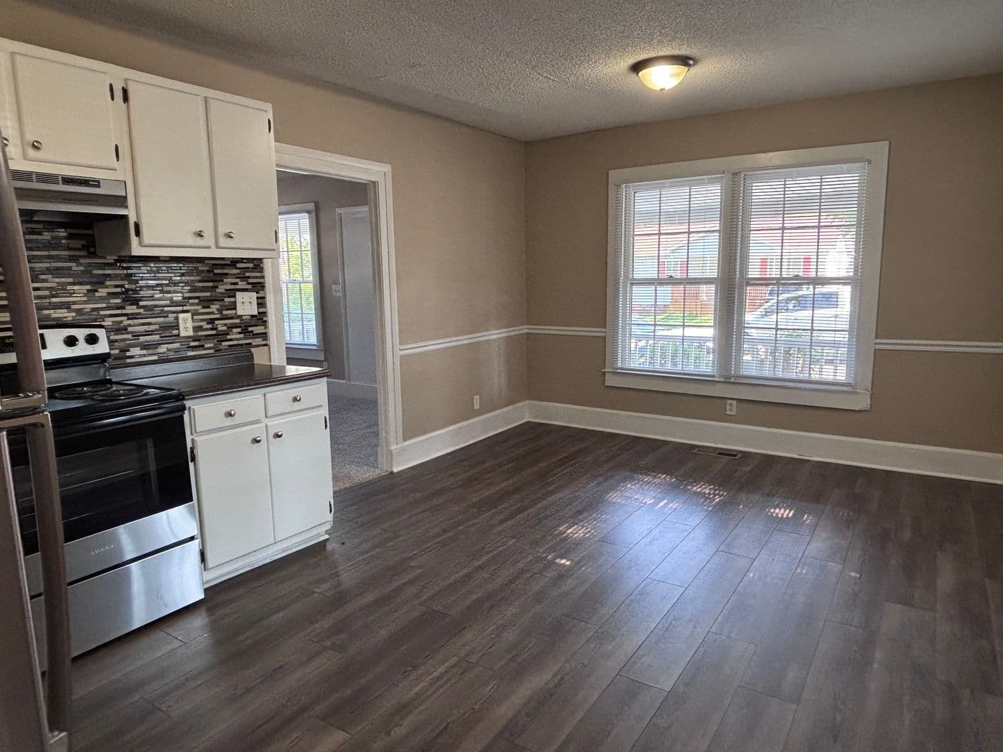 Greensboro House: 206 E Whittington Street