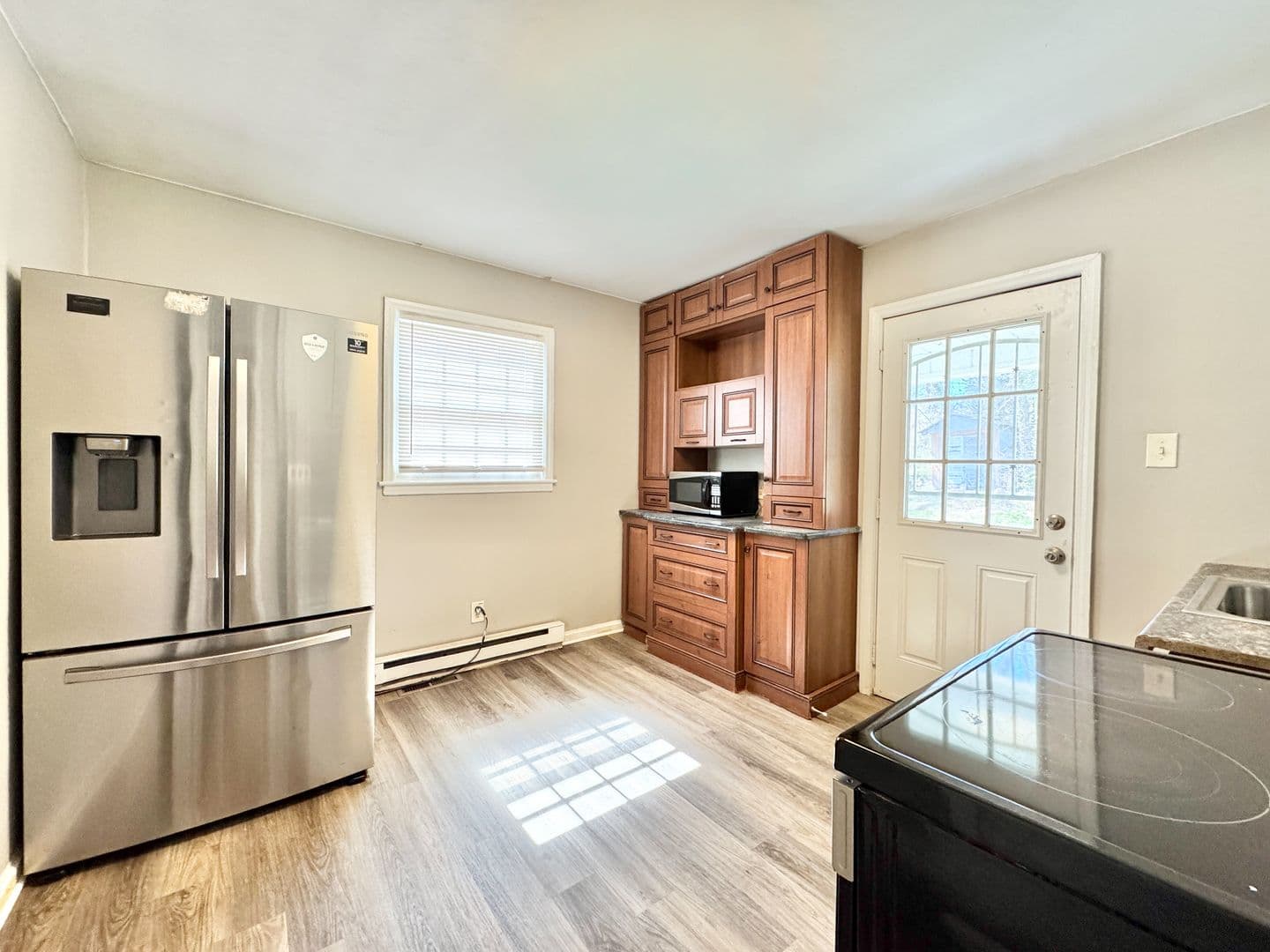 Greensboro Apartment: 1006 E Side Drive
