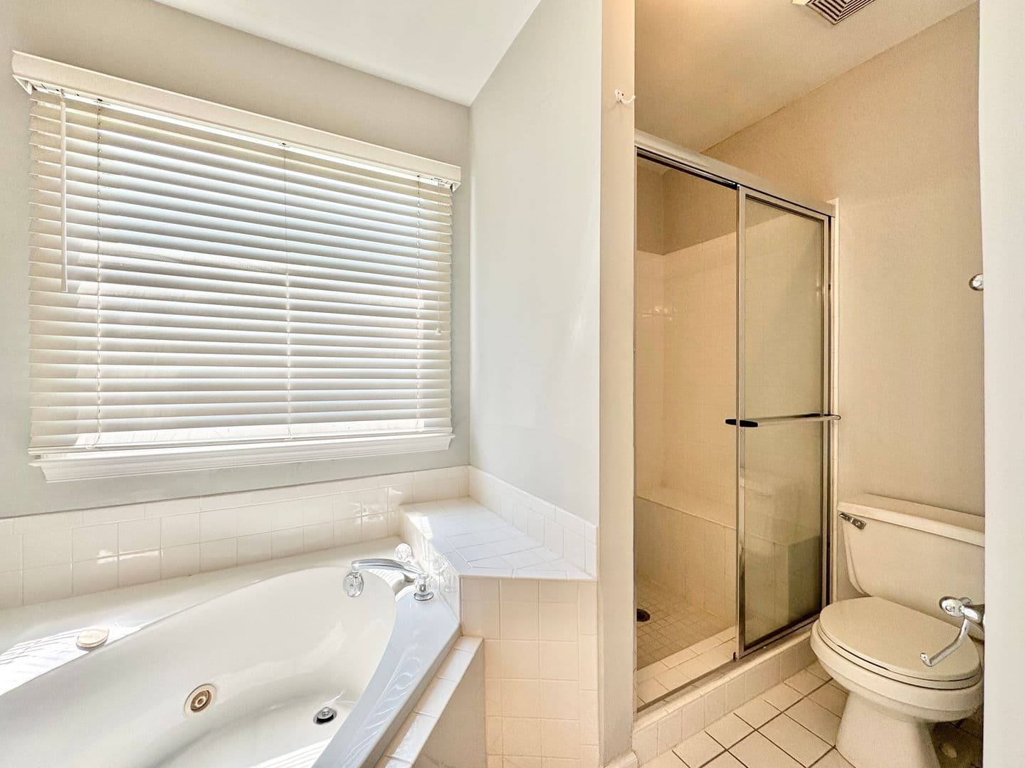 Greensboro House: 5208 Autumn Woods