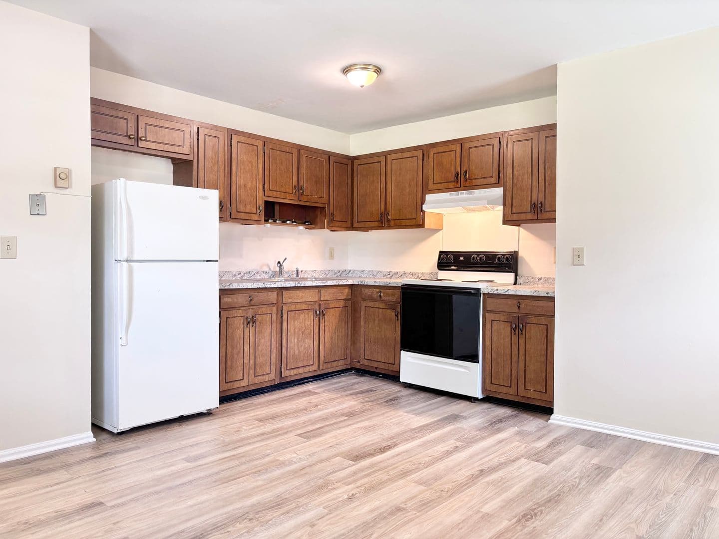 Greensboro House: 609 Tipperary Drive