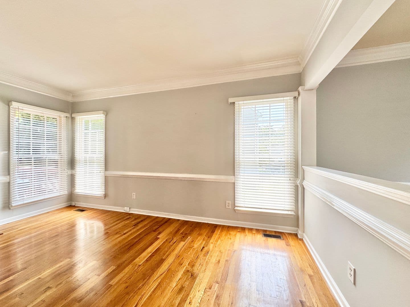 Greensboro House: 5208 Autumn Woods