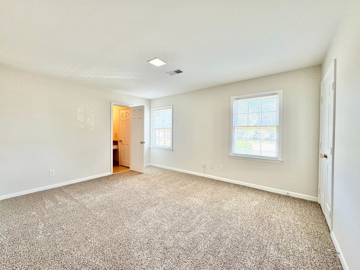 Greensboro House: 5127 Lawndale Drive