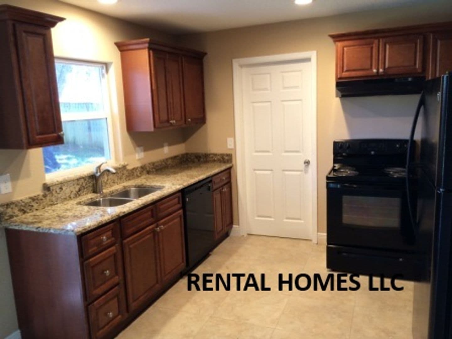 Longwood House: 133 Clyde Avenue