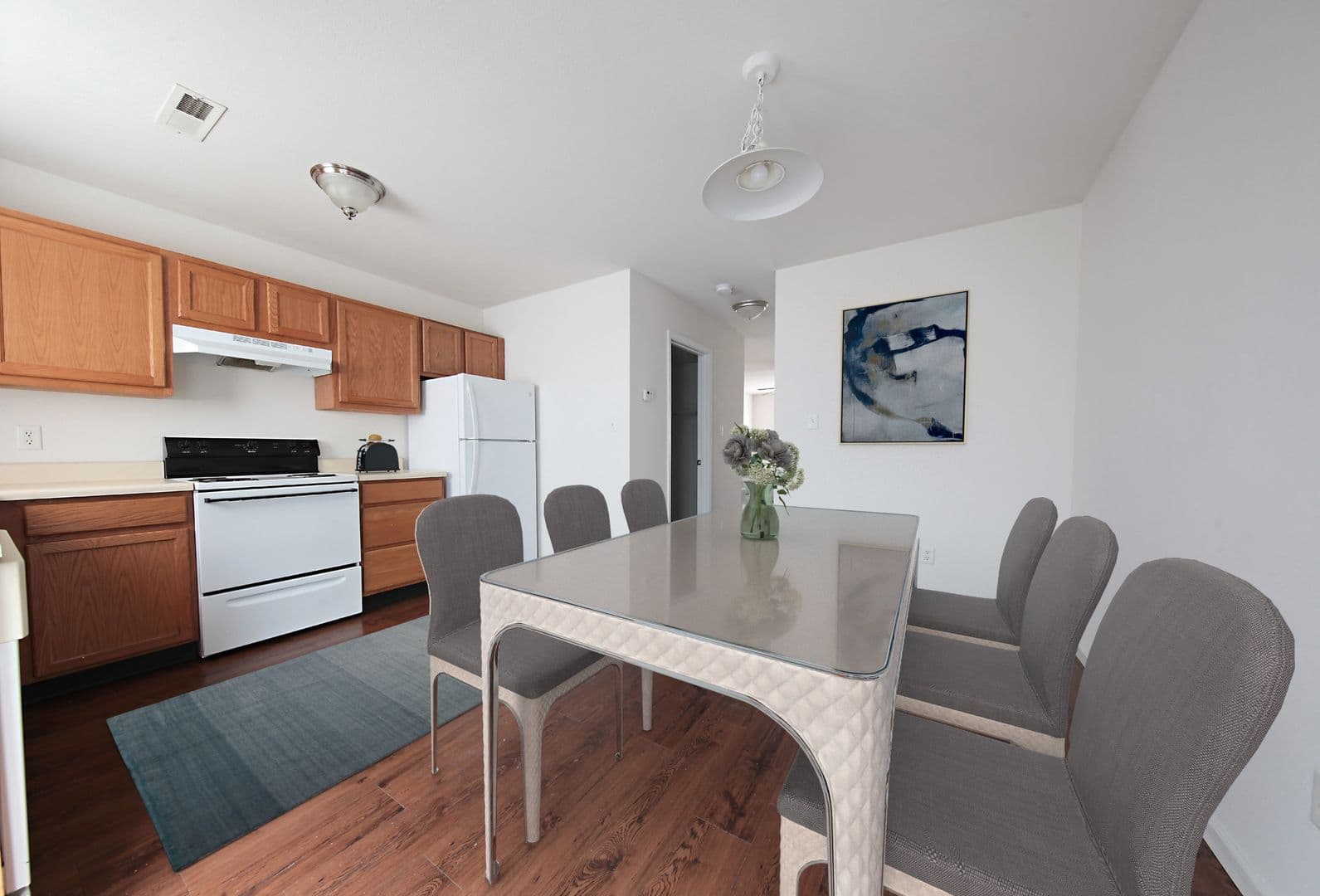 Farmington Apartment: 1550 N. Washington Street