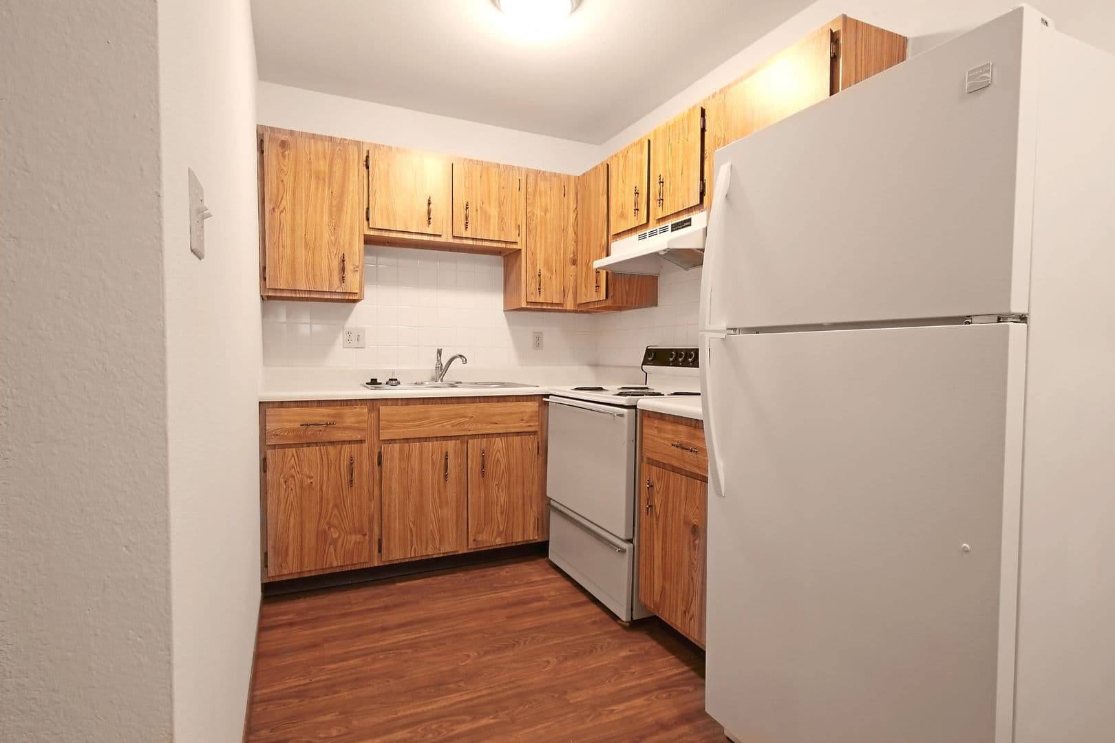 Farmington Apartment: 1502 N. Washington Street