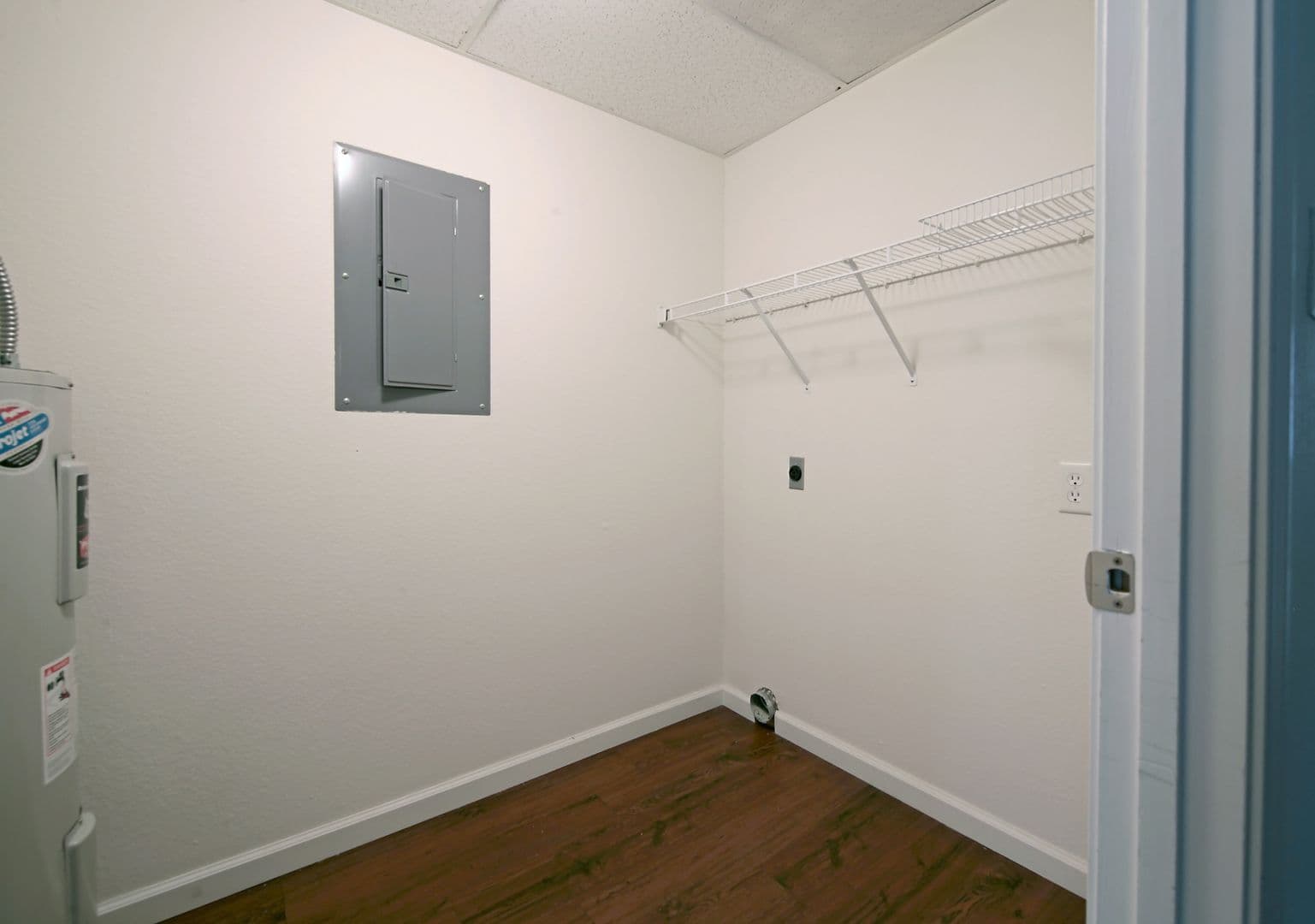 Farmington Apartment: 1550 N. Washington Street