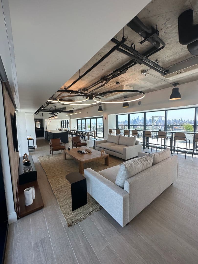 Jersey City Apartment: 9 Homestead ave