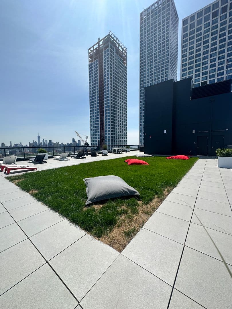 Jersey City Apartment: 9 Homestead ave
