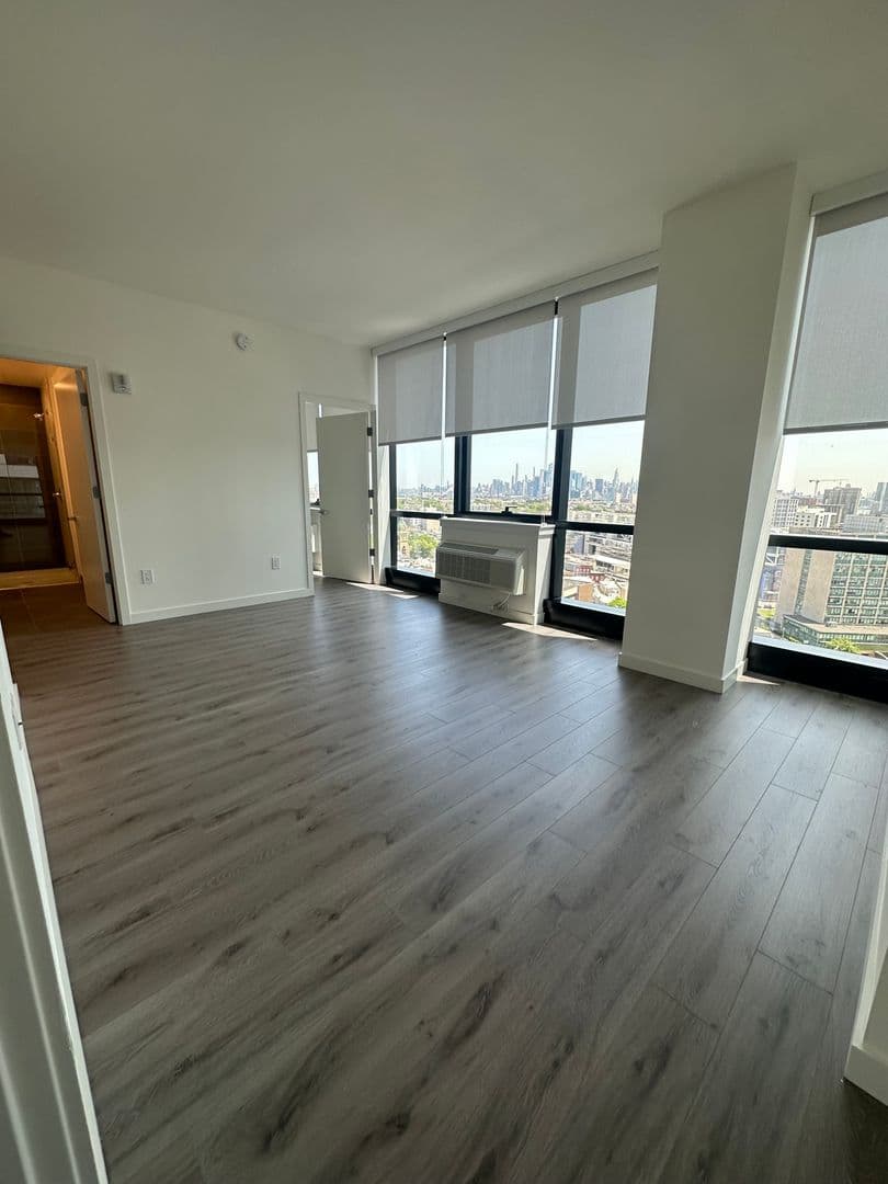 Jersey City Apartment: 9 Homestead ave