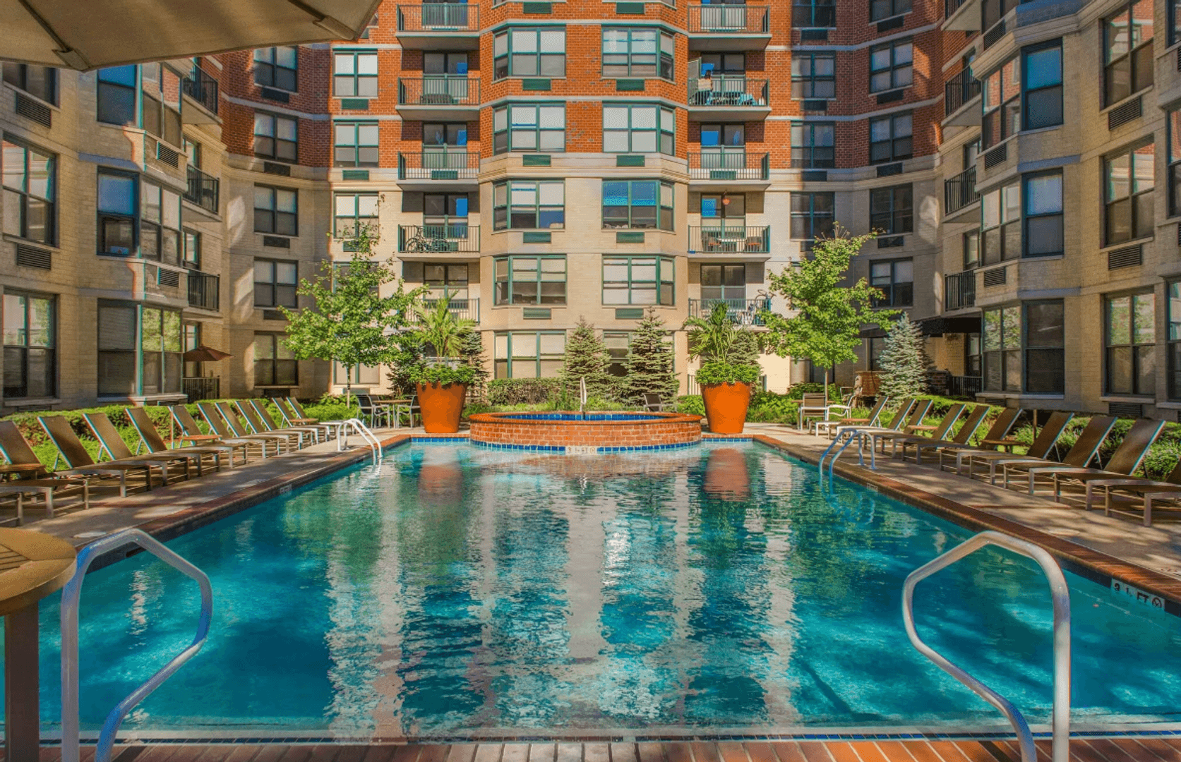 West New York Apartment: 24 Avenue at Port