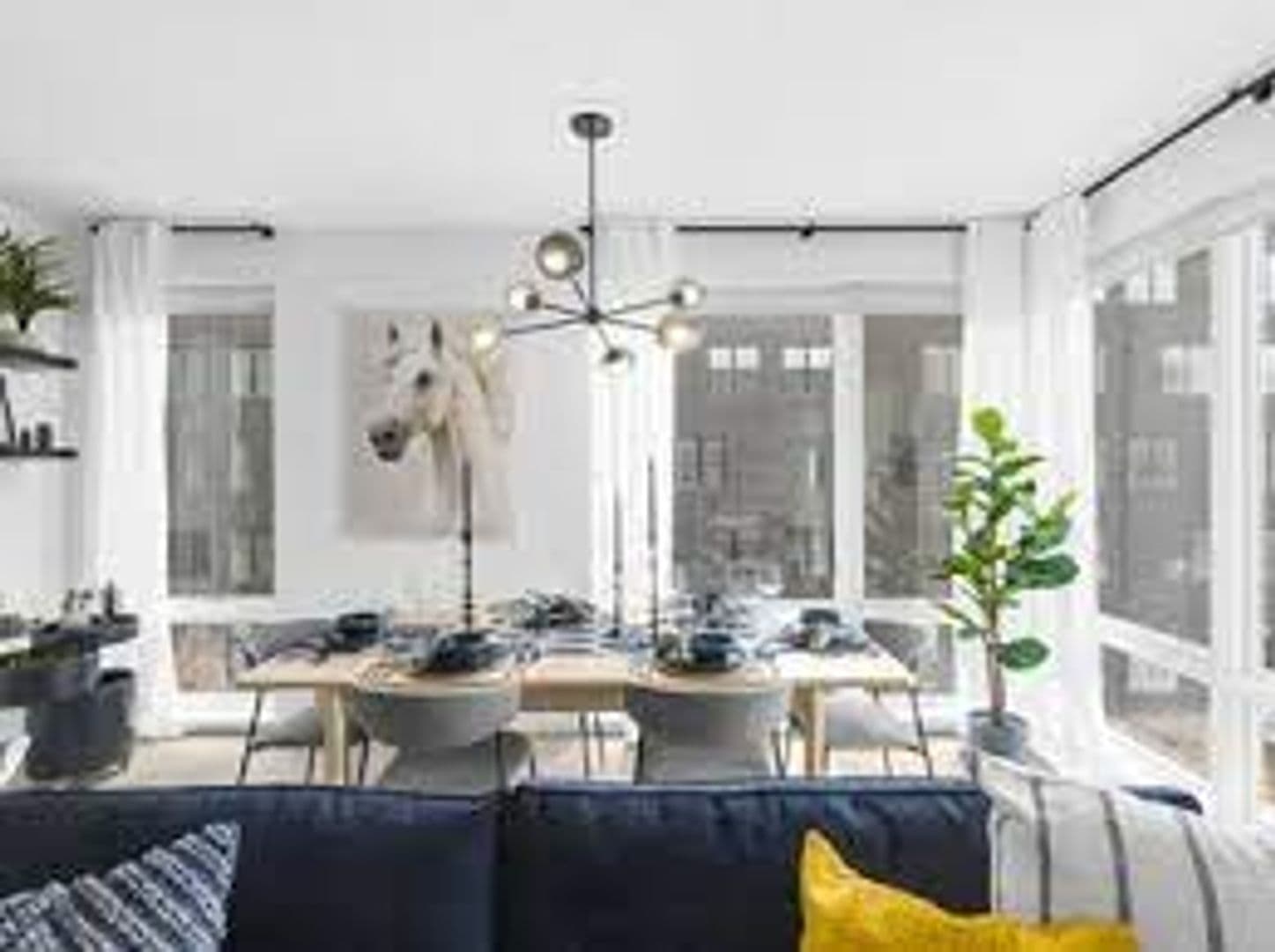 Harrison Apartment: 555 First St.