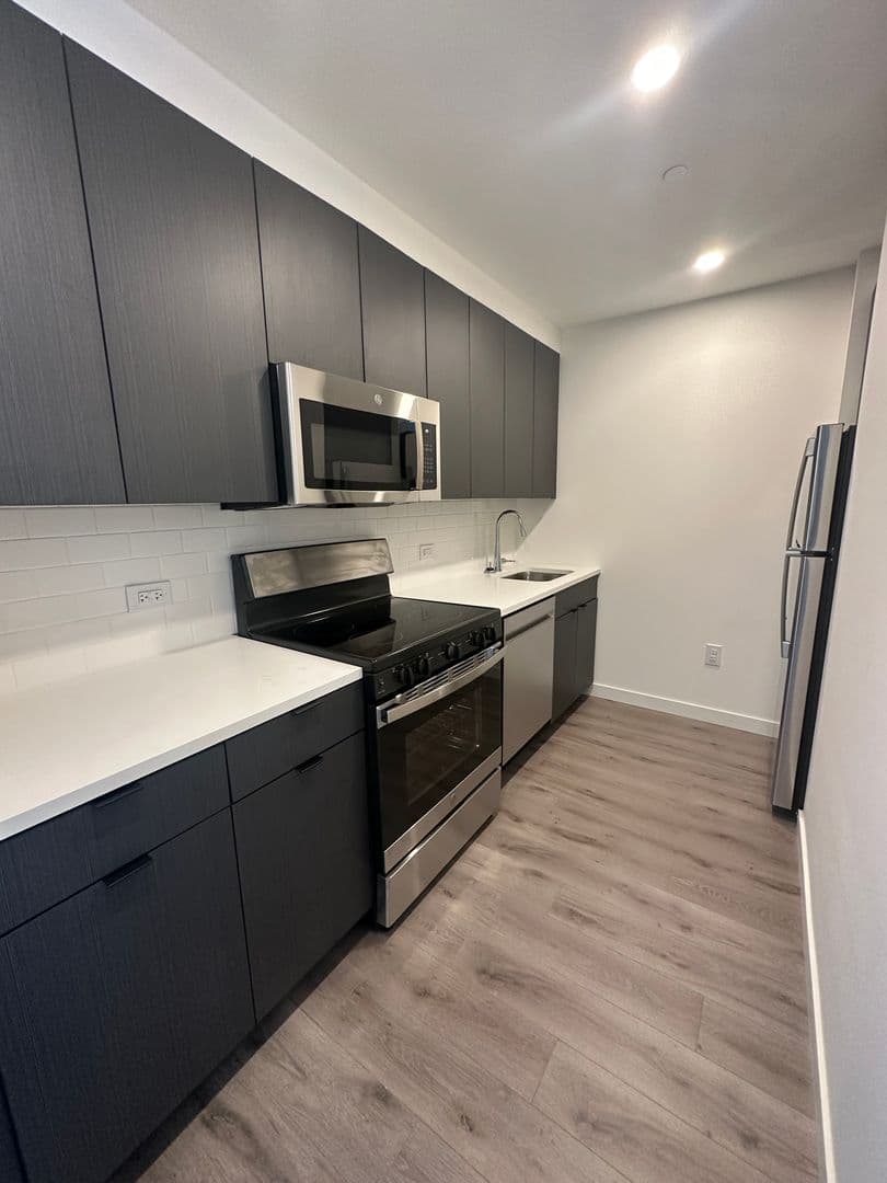 Jersey City Apartment: 9 Homestead ave