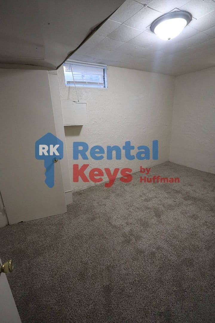 Boonville Apartment: 916 Parkview Drive