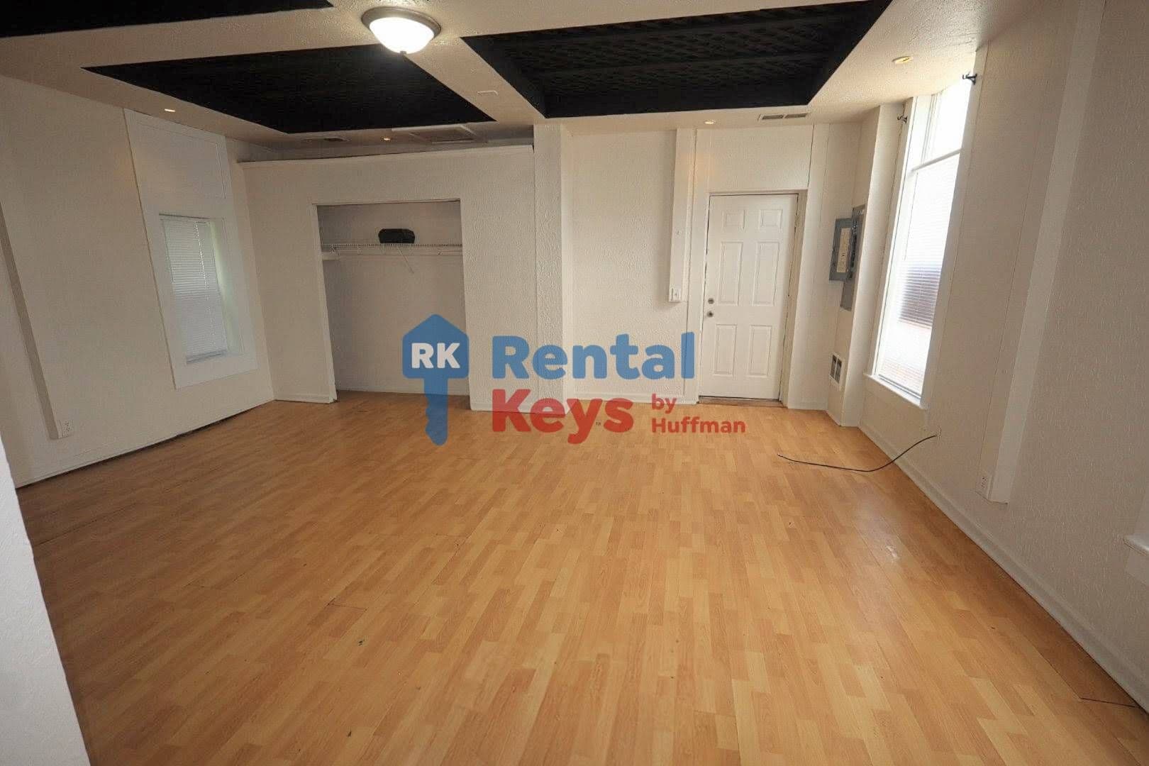 Evansville Apartment: 621 North Fulton Avenue