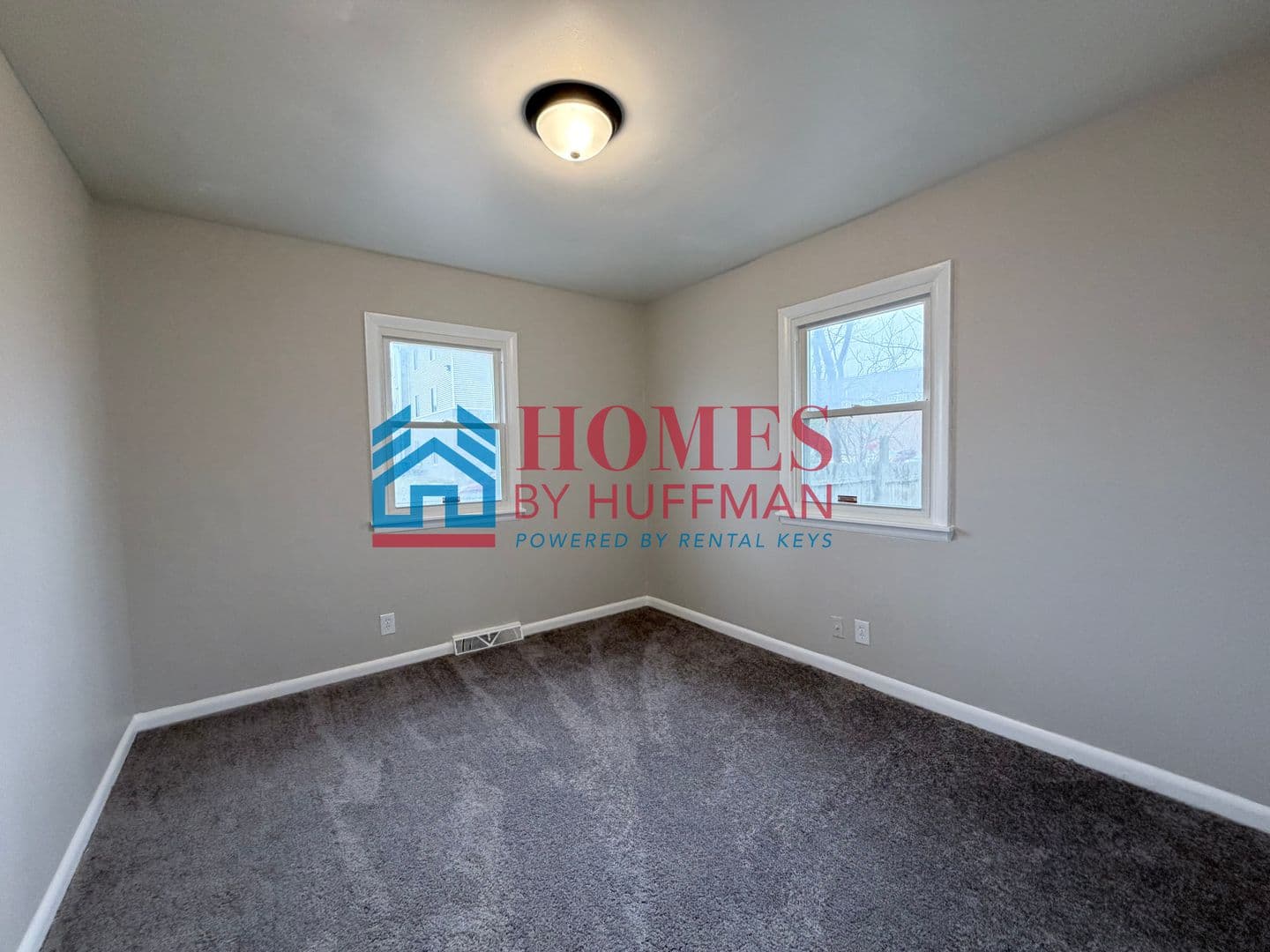Evansville House: 513 East Mulberry Street