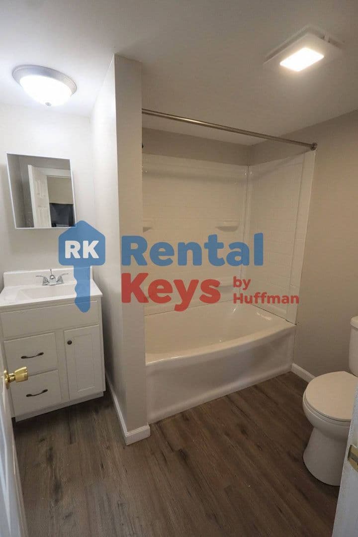 Evansville Apartment: 409 East Franklin Street
