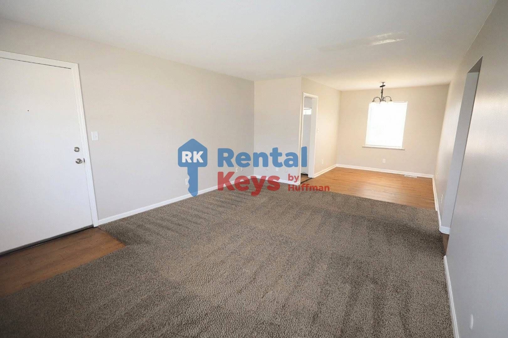 Evansville Apartment: 2807 Ravenswood Drive