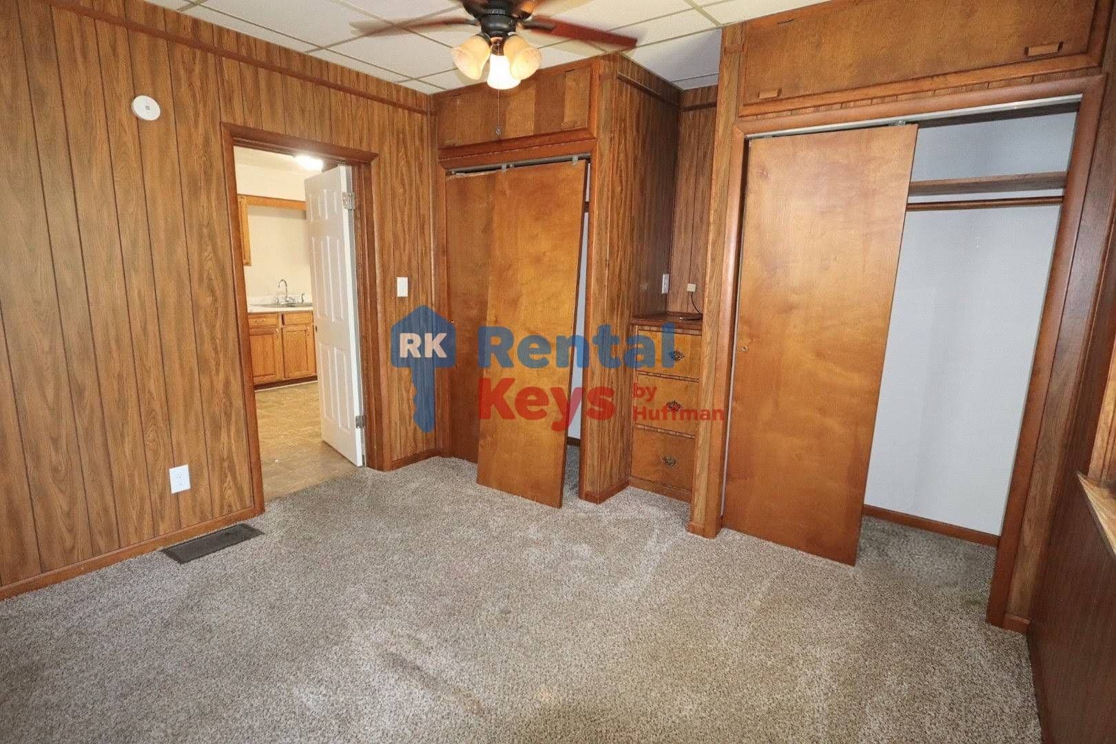 Evansville House: 317 East Iowa Street