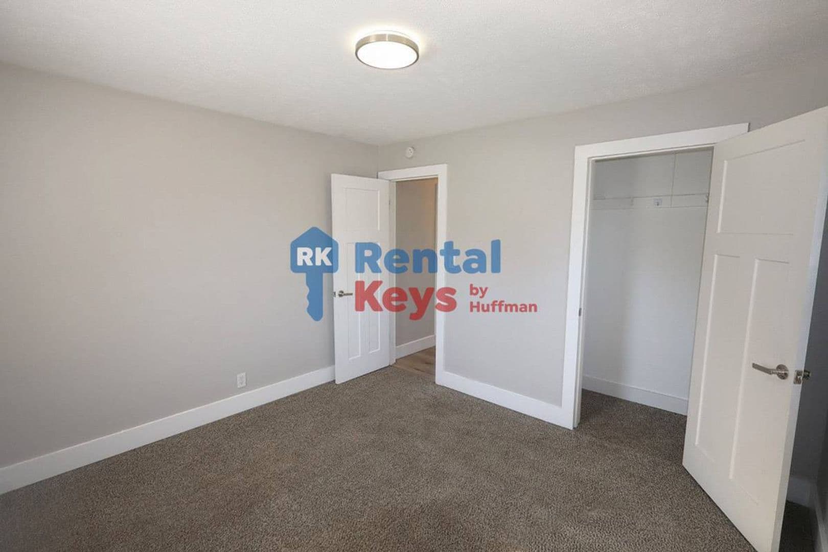 Evansville House: 1705 N Boeke Road