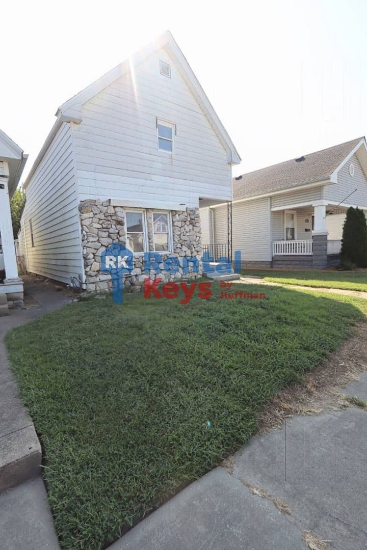 Evansville House: 1305 N Garvin Street