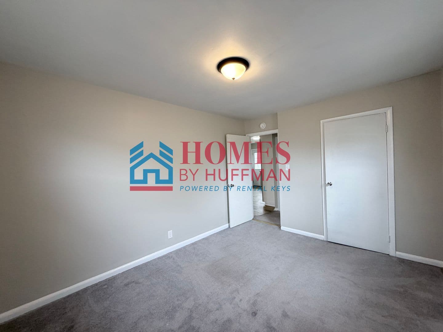 Evansville House: 513 East Mulberry Street