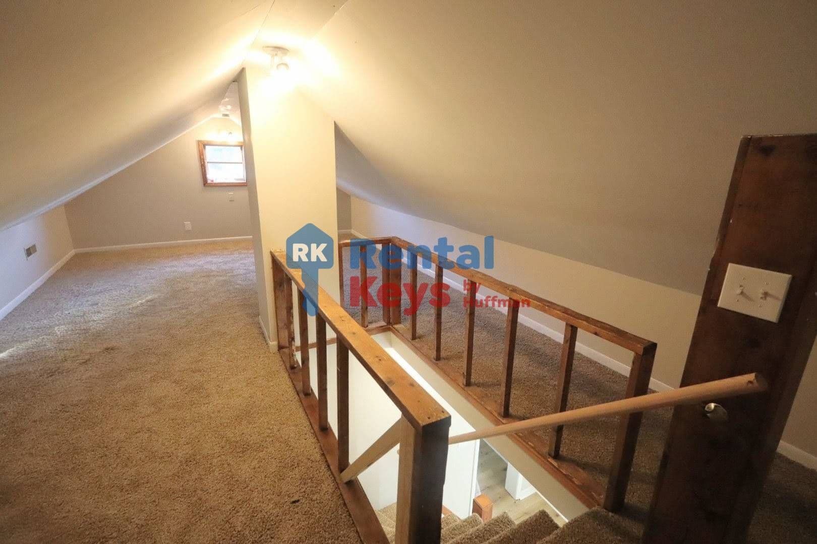 Evansville House: 105 Althaus Avenue