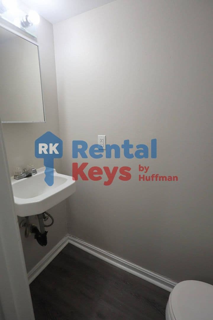 Evansville Apartment: 1400 1422 Jeanette Avenue