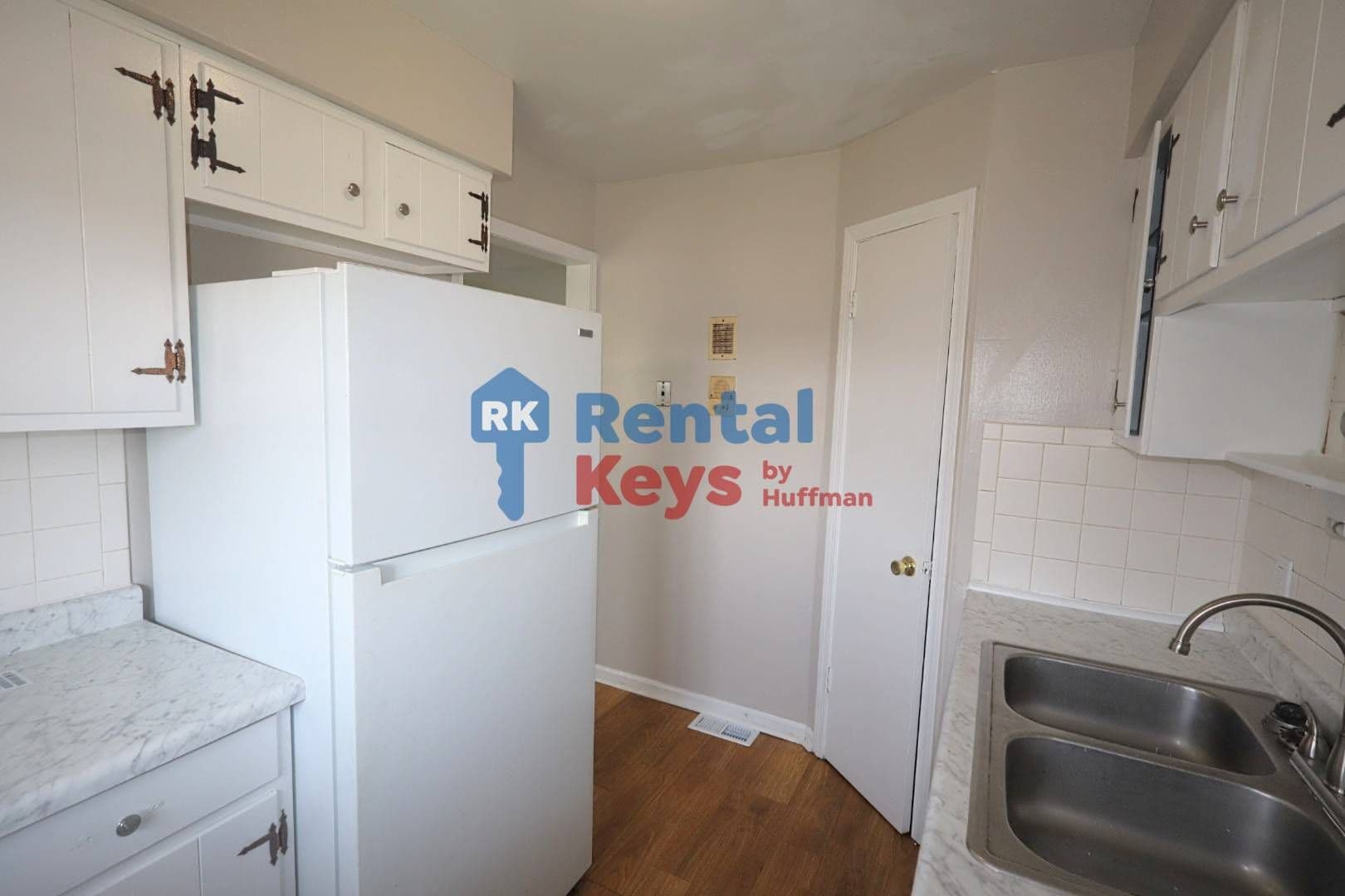 Evansville Apartment: 2807 Ravenswood Drive