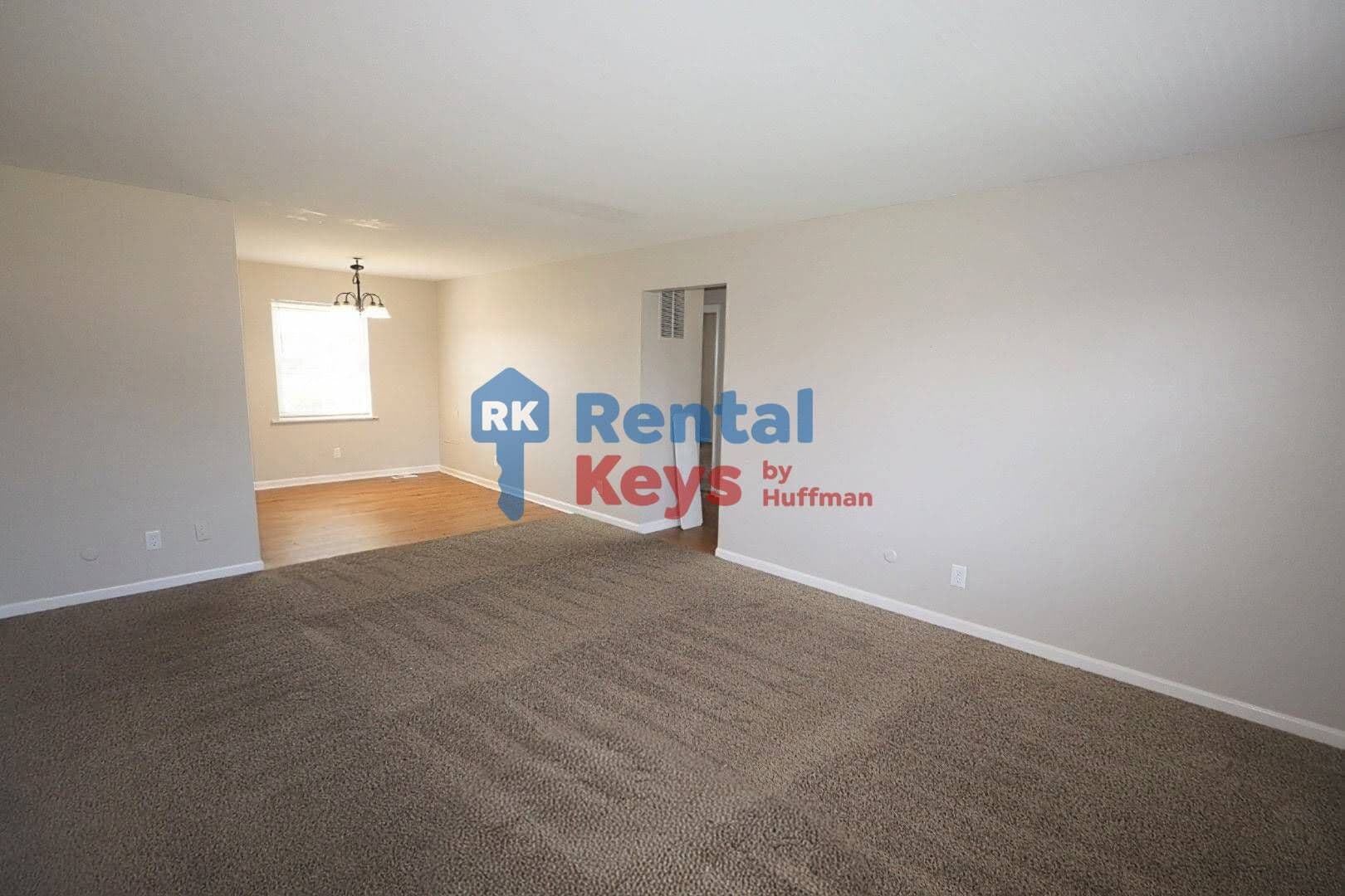 Evansville Apartment: 2807 Ravenswood Drive