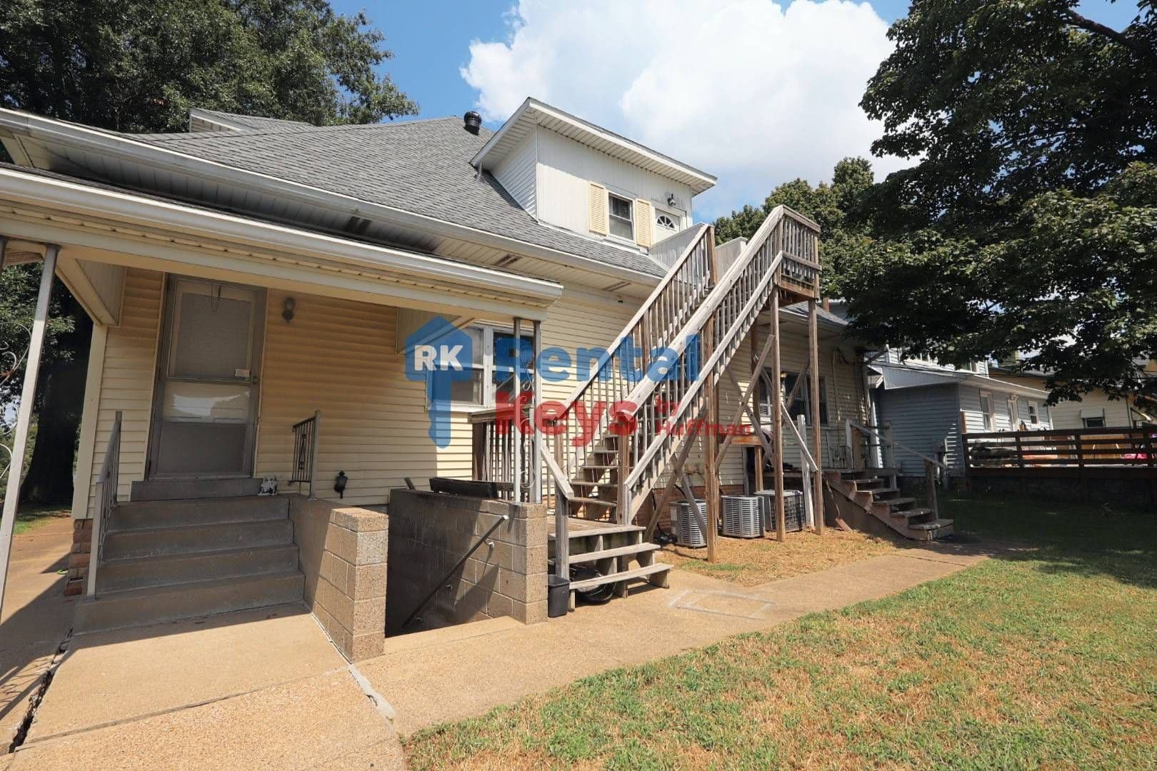 Evansville Apartment: 2848 Pennsylvania Street