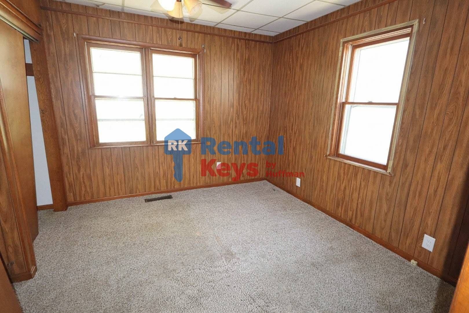 Evansville House: 317 East Iowa Street