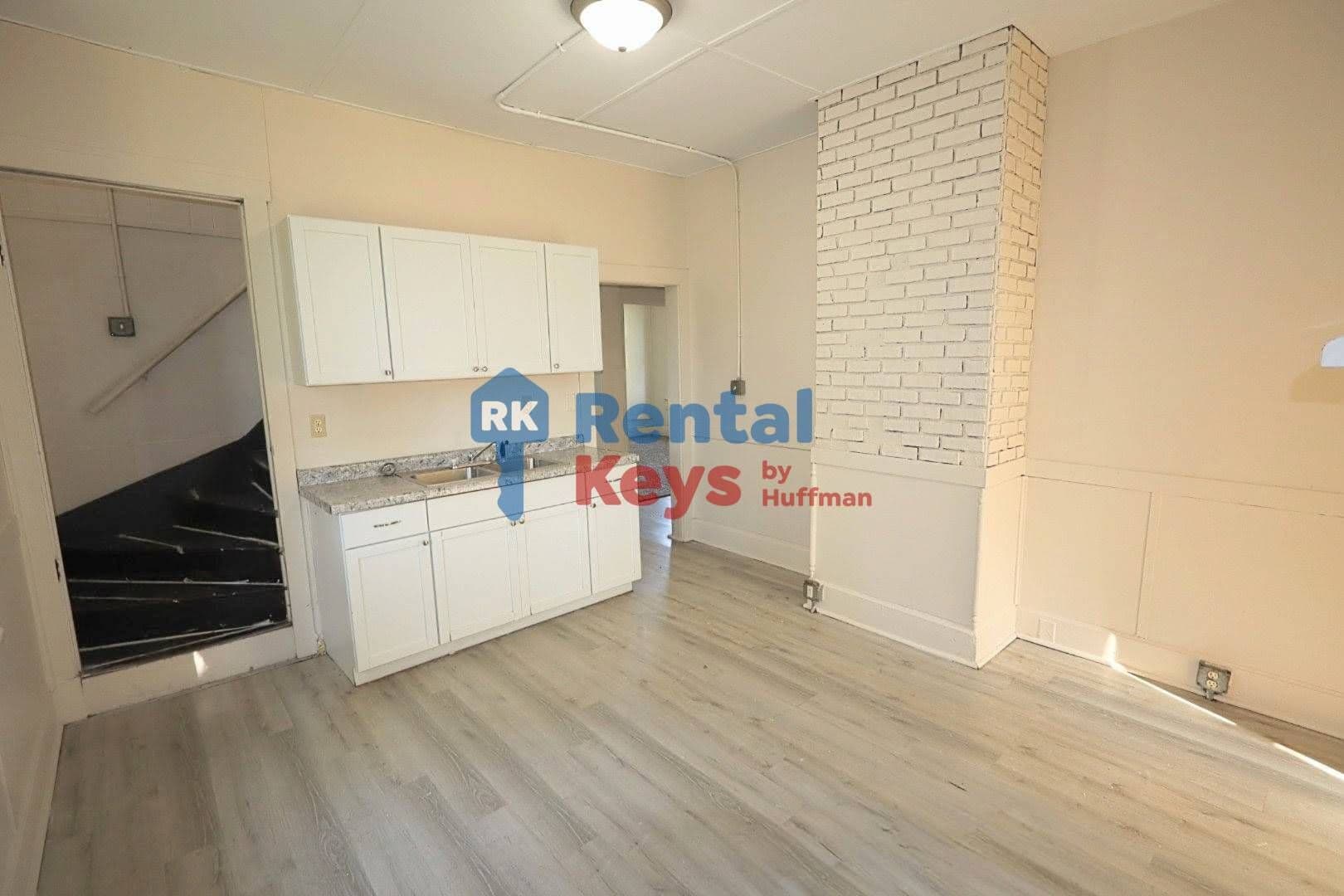 Evansville House: 627 Jackson Avenue