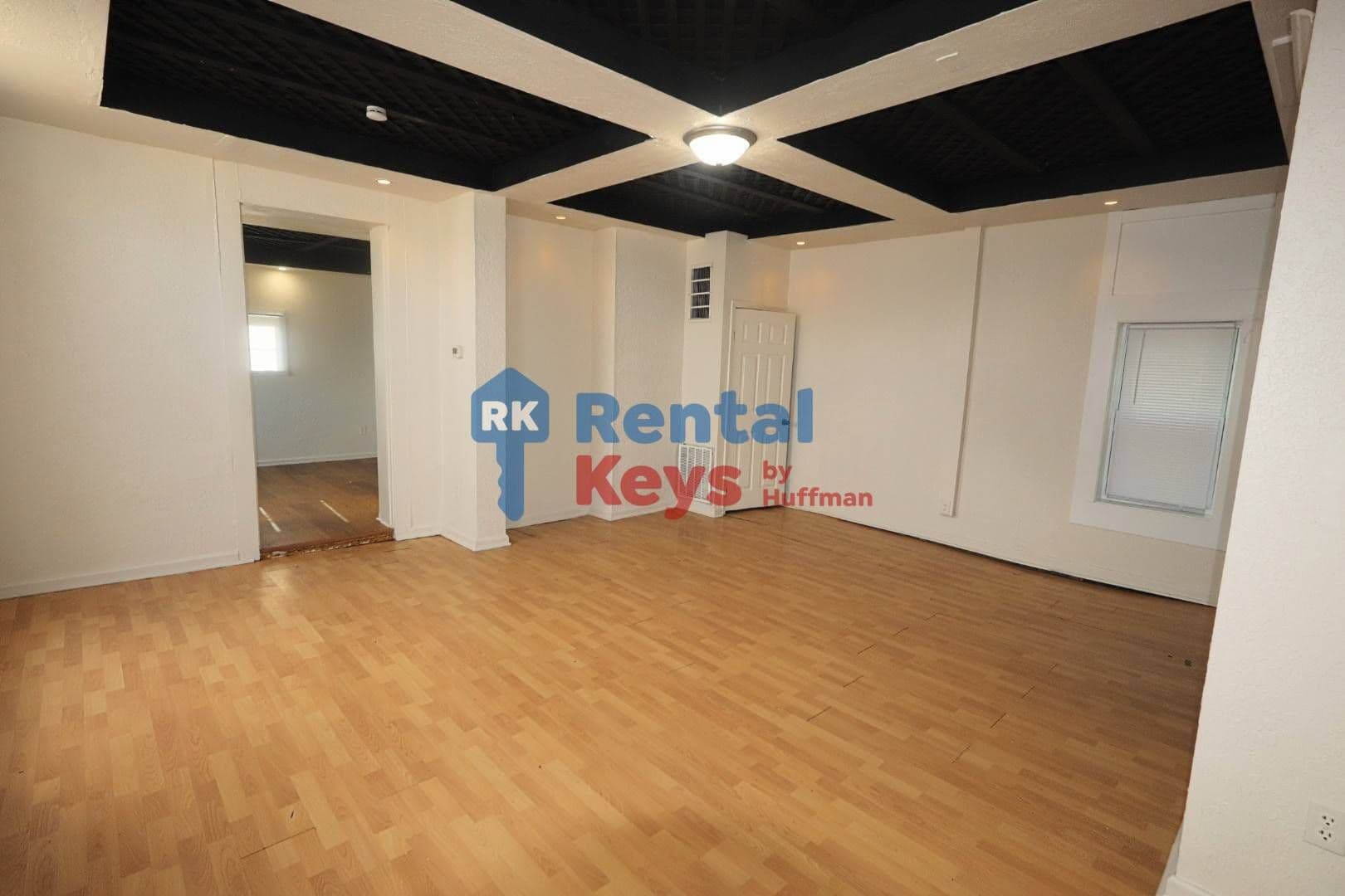 Evansville Apartment: 621 North Fulton Avenue