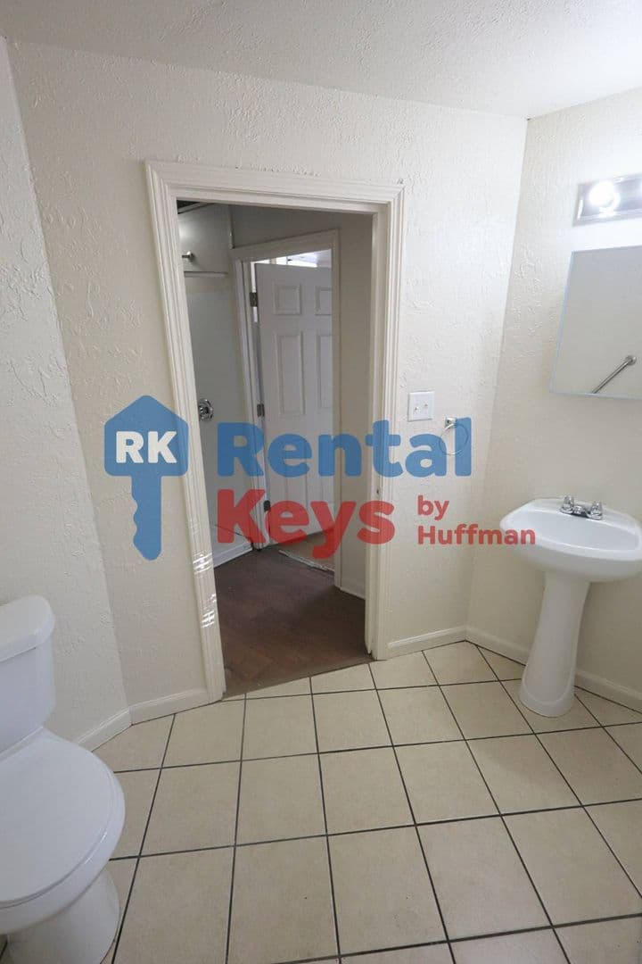 Evansville Apartment: 621 North Fulton Avenue