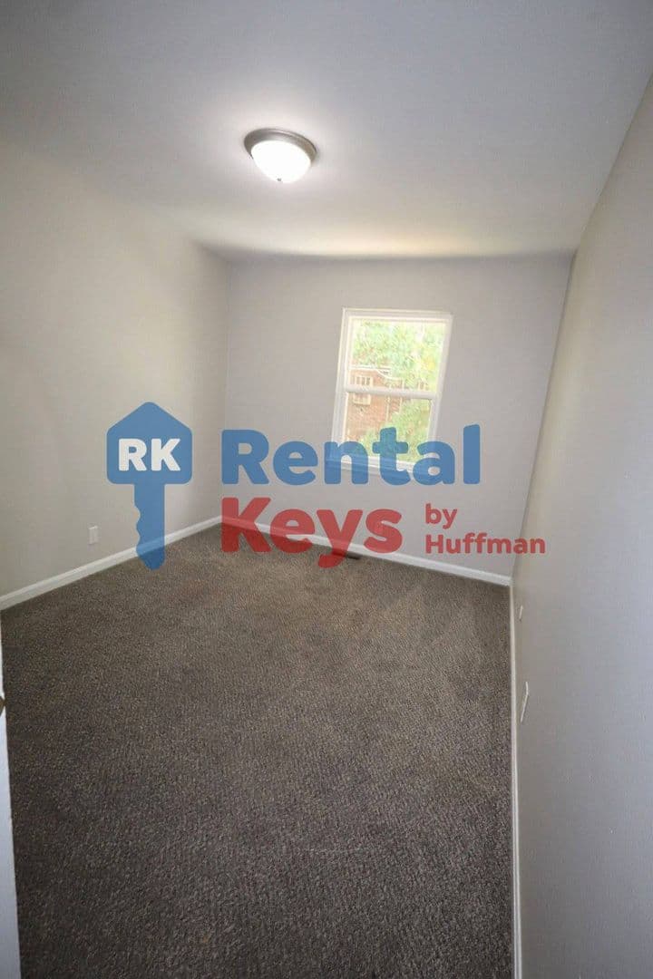 Evansville Apartment: 1400 1422 Jeanette Avenue