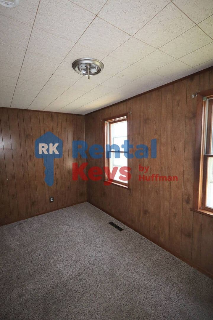 Evansville House: 317 East Iowa Street