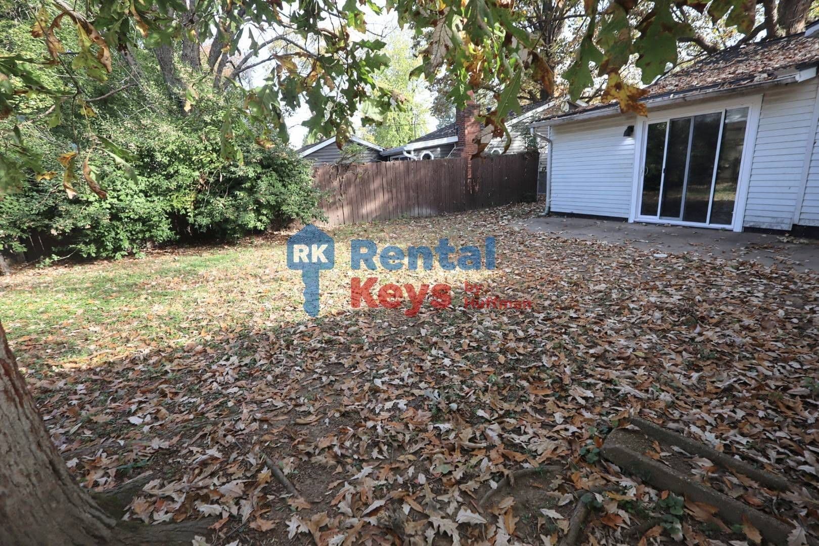 Evansville House: 2707 S Weinbach Avenue