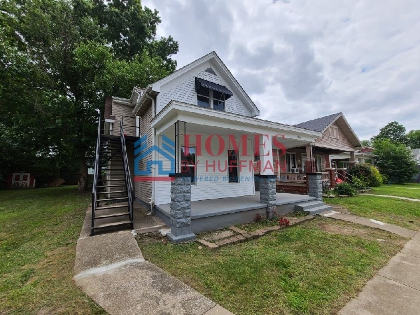 Evansville Apartment: 423 Jefferson Avenue
