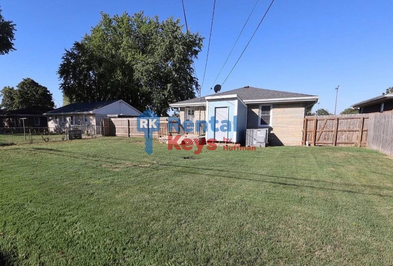Evansville House: 1705 N Boeke Road