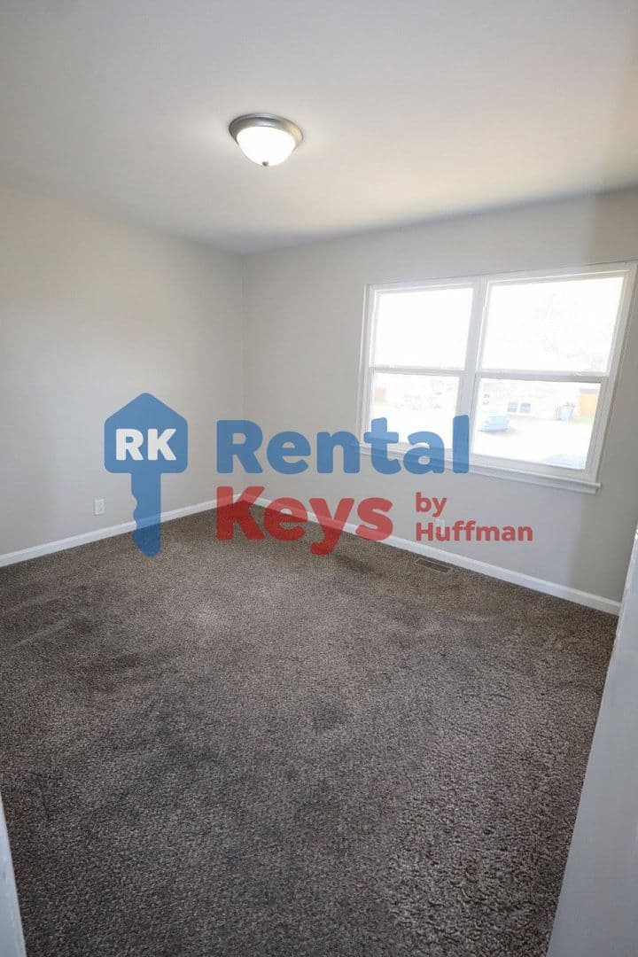 Evansville Apartment: 1400 1422 Jeanette Avenue