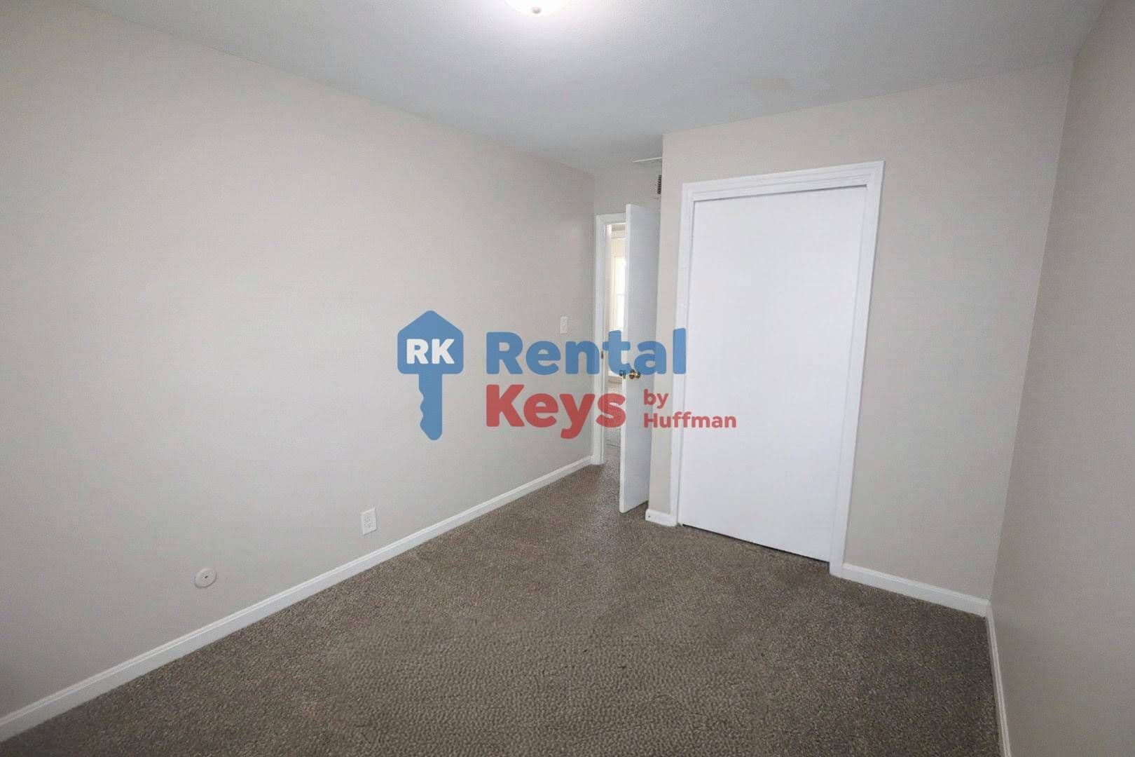 Evansville Apartment: 1400 1422 Jeanette Avenue