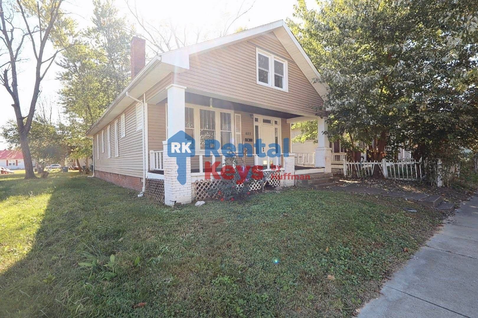 Evansville House: 627 Jackson Avenue