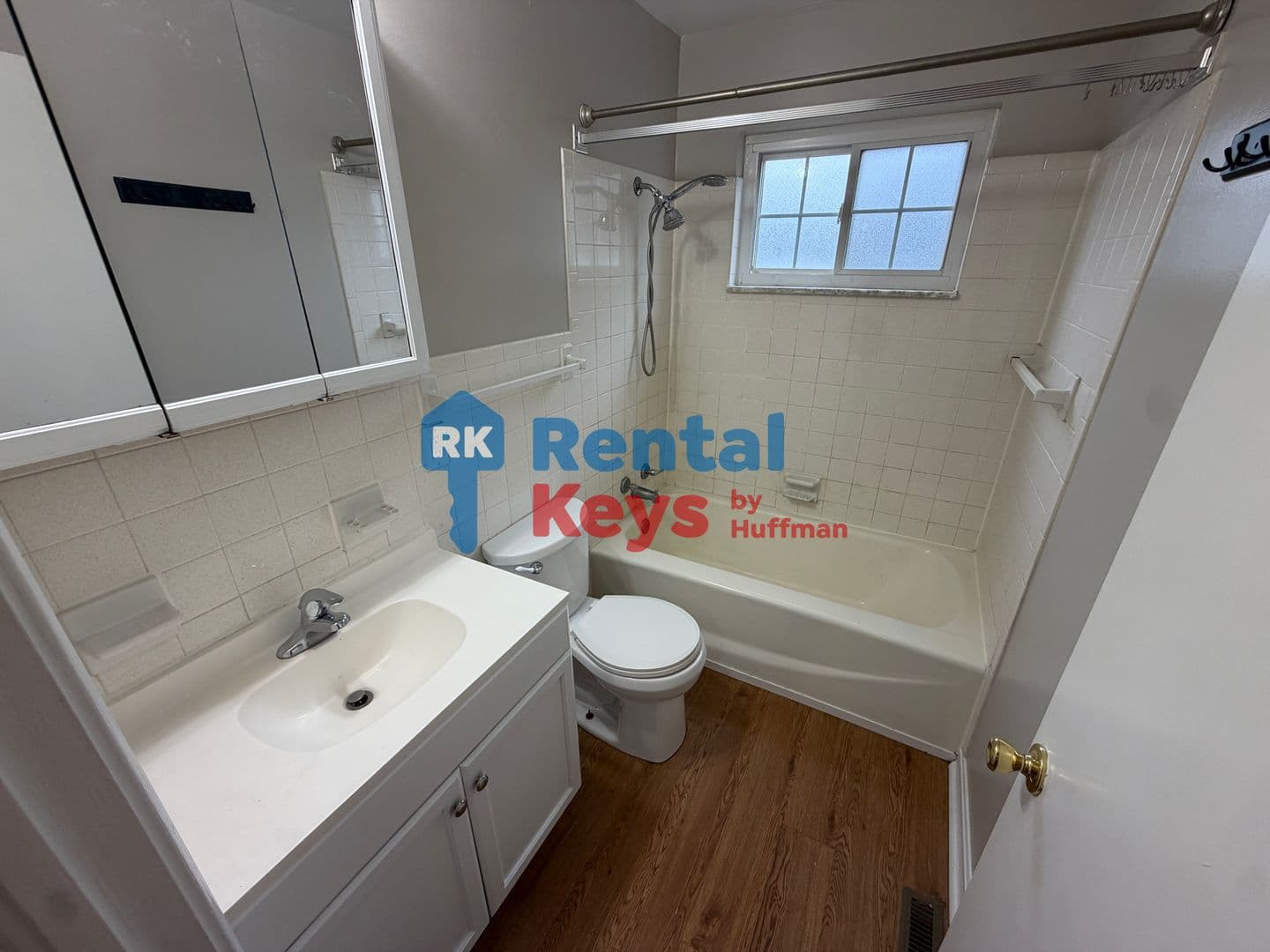 Evansville Apartment: 2807 Ravenswood Drive