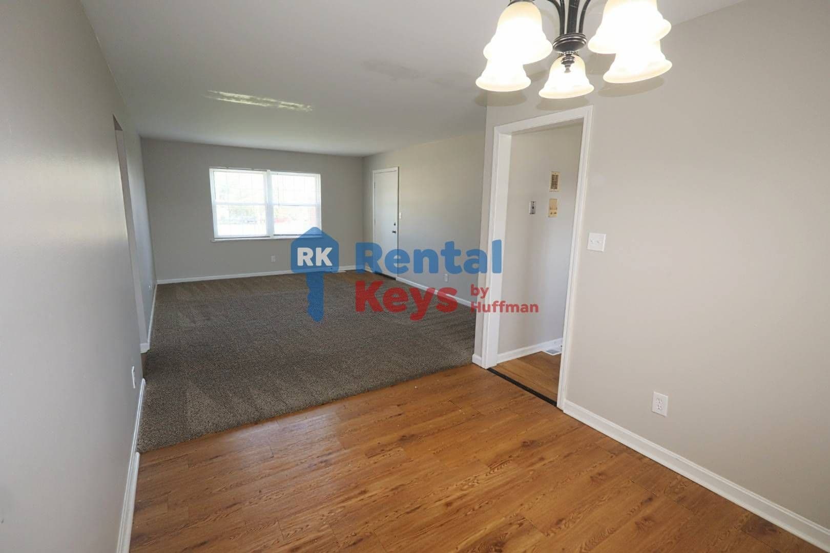 Evansville Apartment: 2807 Ravenswood Drive