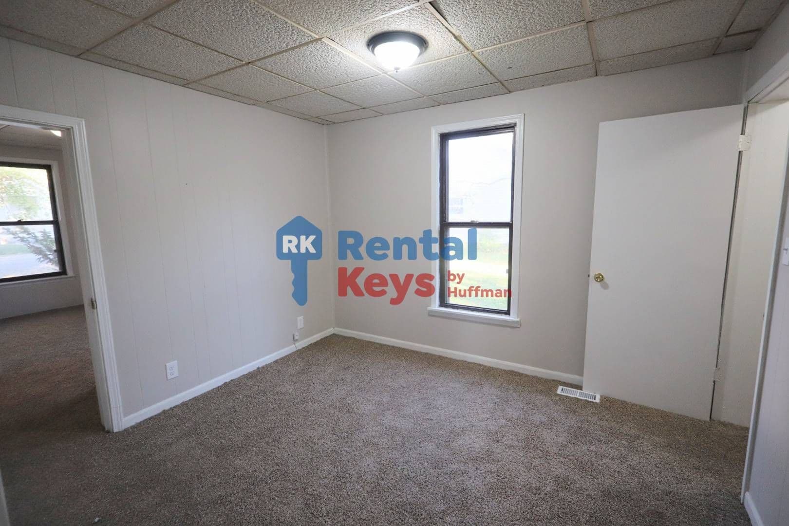 Evansville House: 105 Althaus Avenue